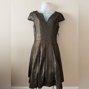 Beautiful brand new with tags Julia Jordan dress size 8